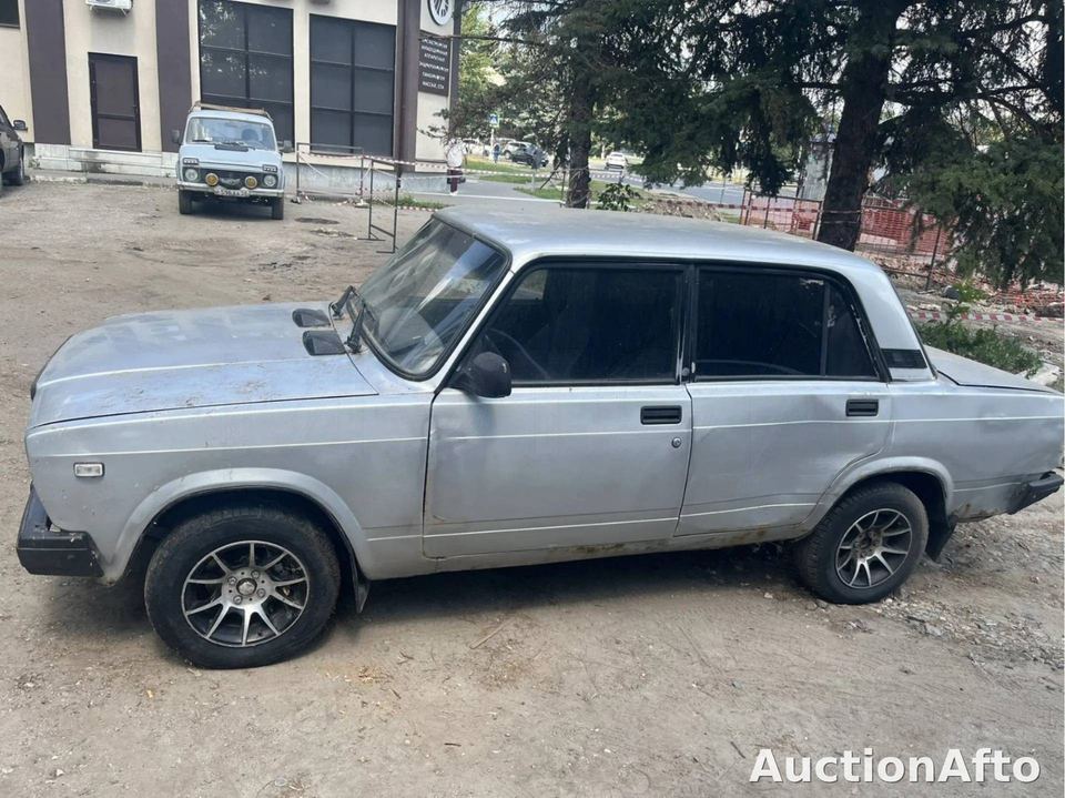 Lada 2107 2010 год