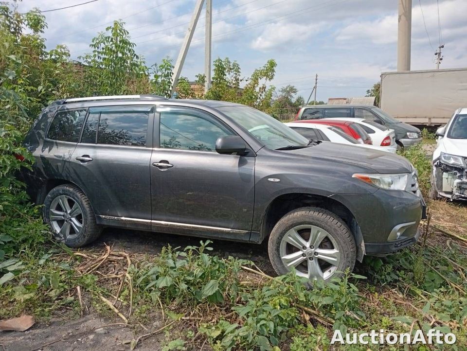 Toyota Highlander 2011 год