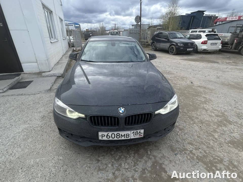 BMW 3 серии 2017 год
