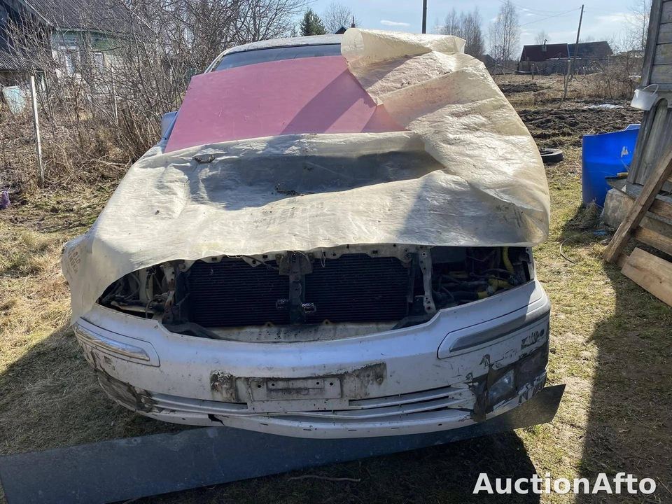 Mitsubishi Chariot 2002 год