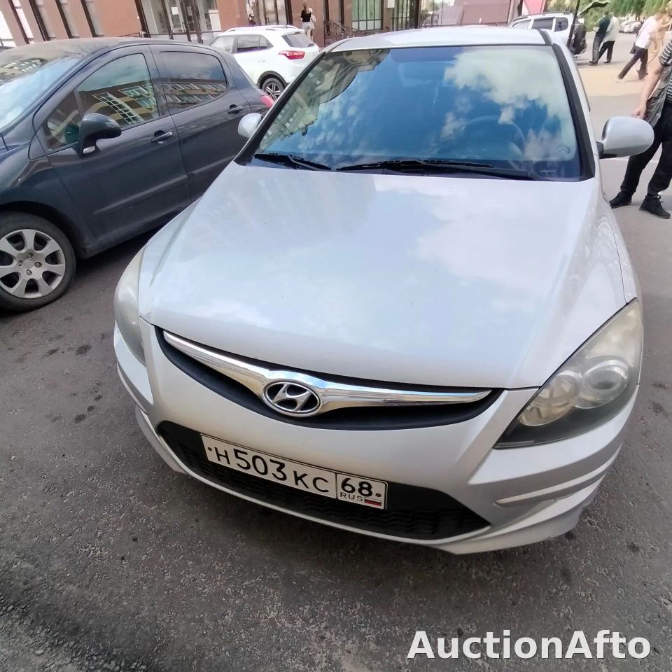 Hyundai i30 2010 год