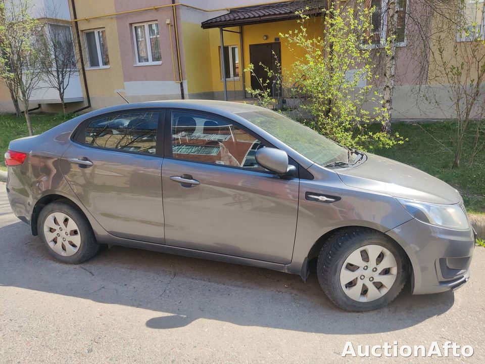 Kia Rio 2014 год