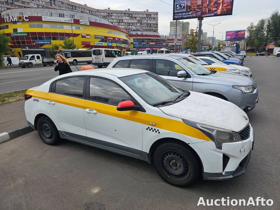 Kia Rio 2021 год