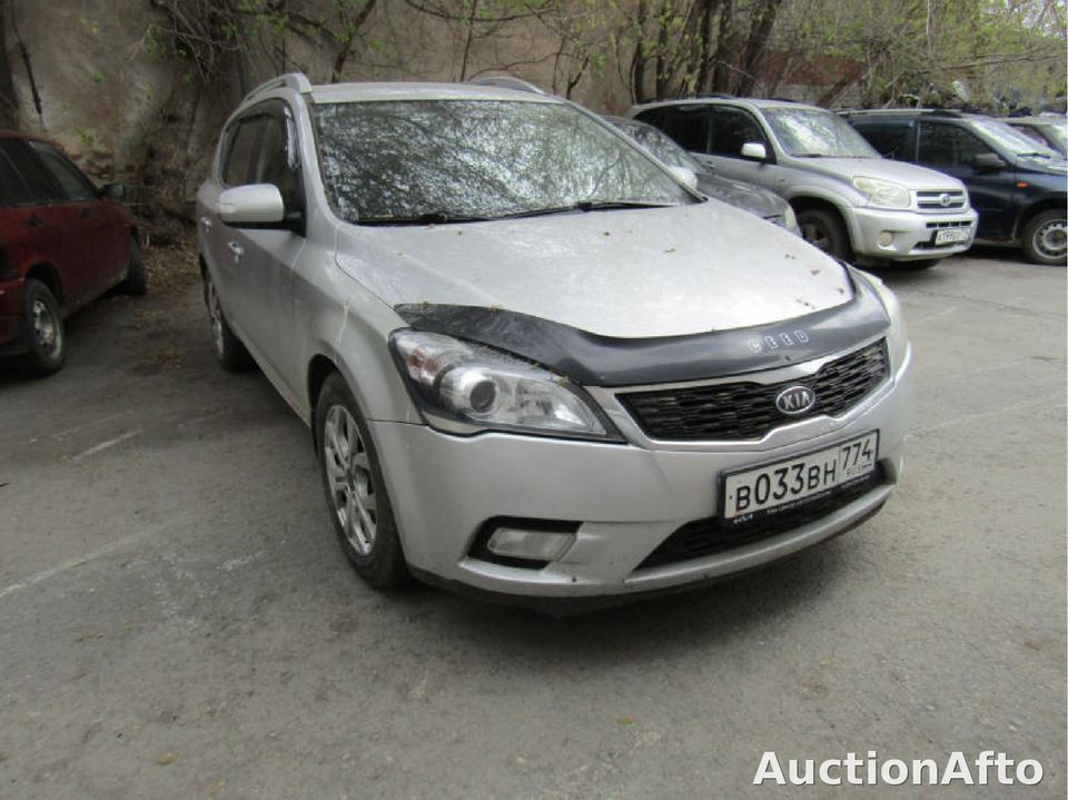 Kia Ceed 2012 год