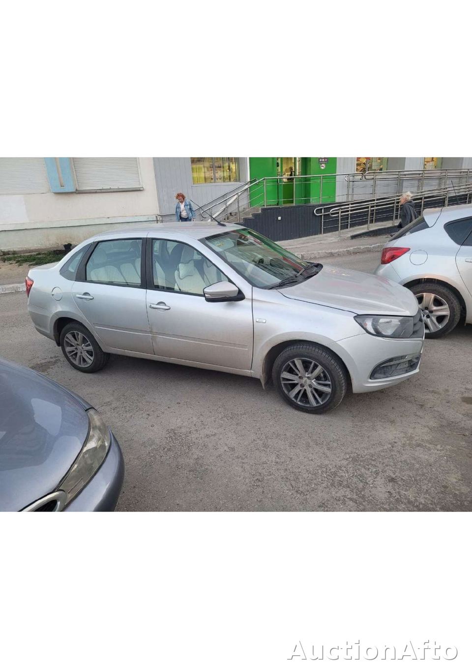 Lada Granta 2024 год