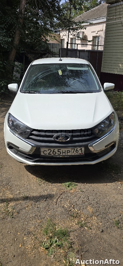 Lada Granta 2024 год