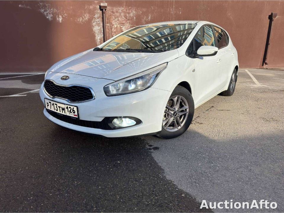 Kia Ceed 2013 год