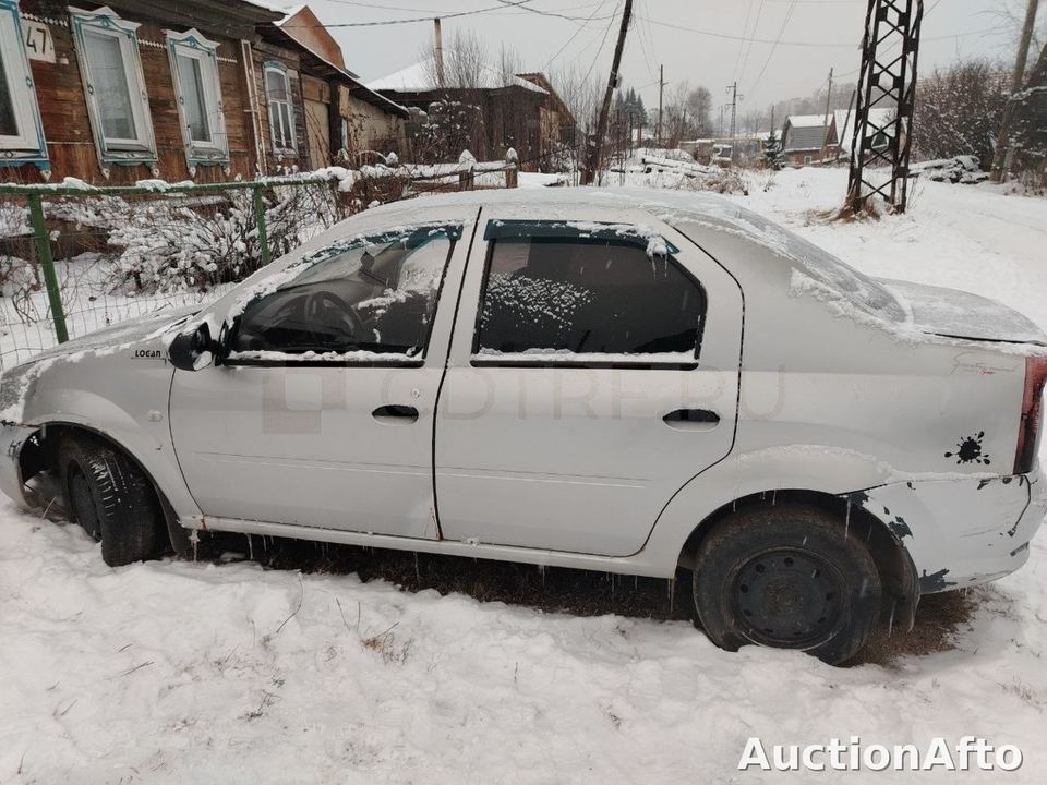 Renault Logan 2014 год