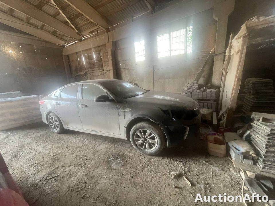 Kia Optima 2016 год