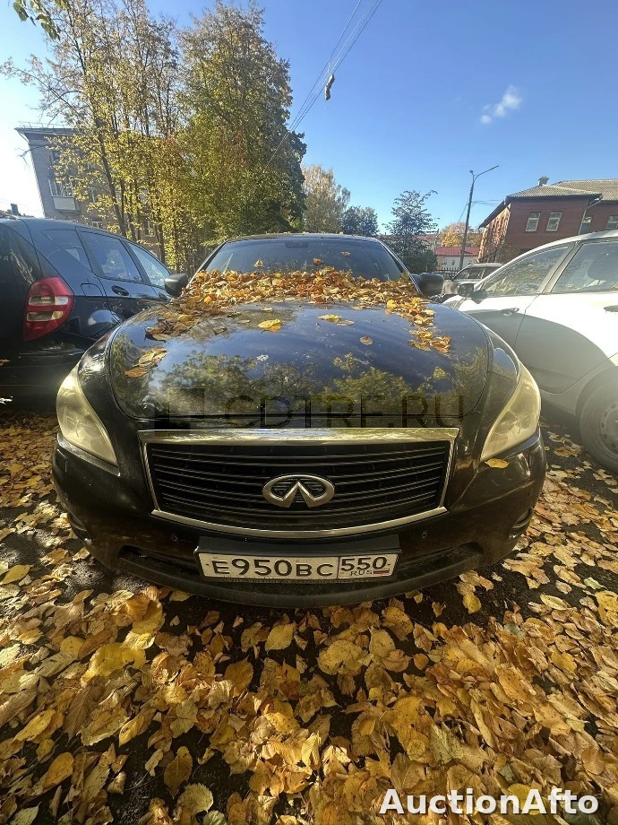 Infiniti М37 2012 год