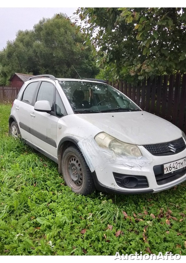 Suzuki SХ4 2011 год