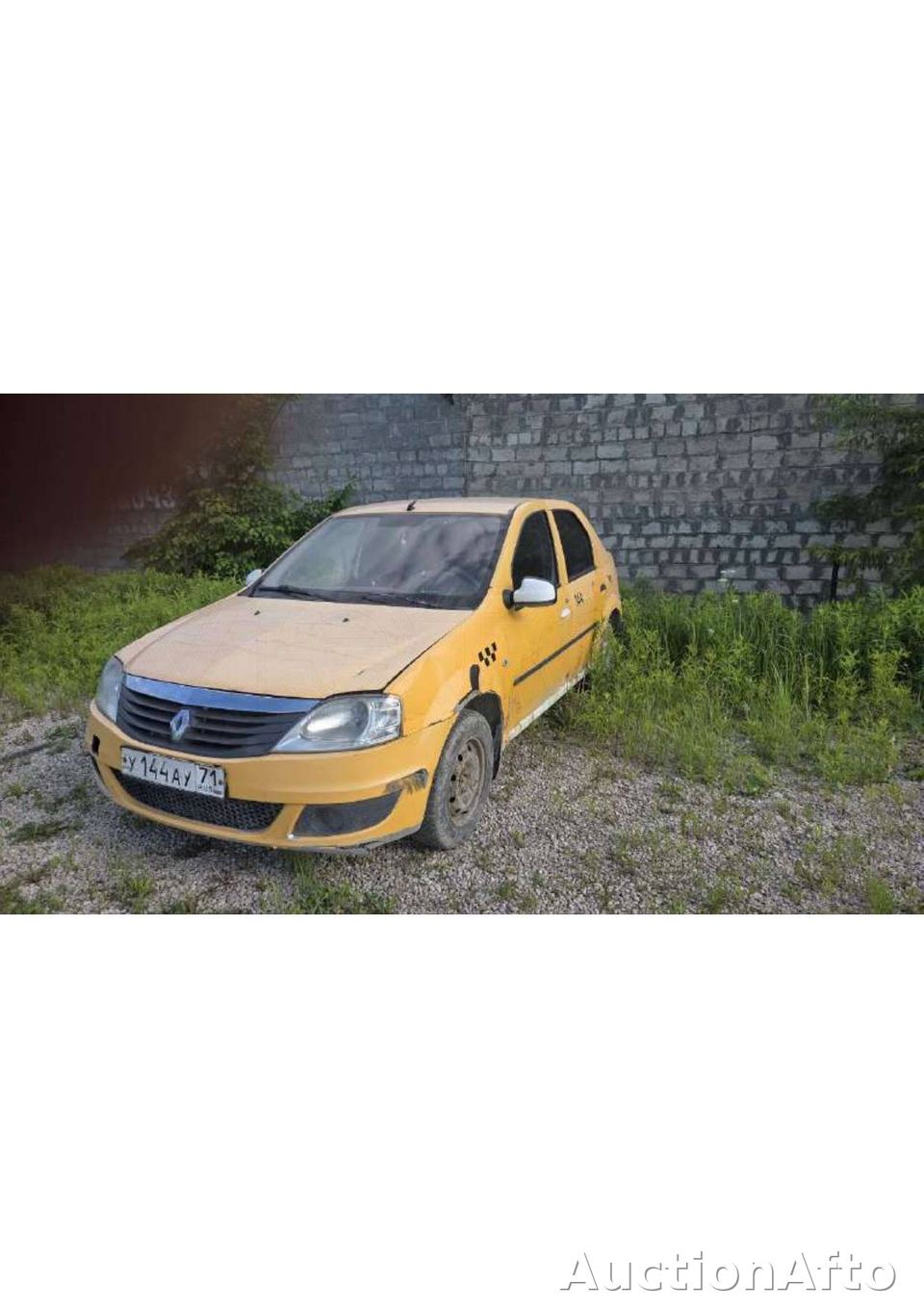 Renault Logan 2013 год