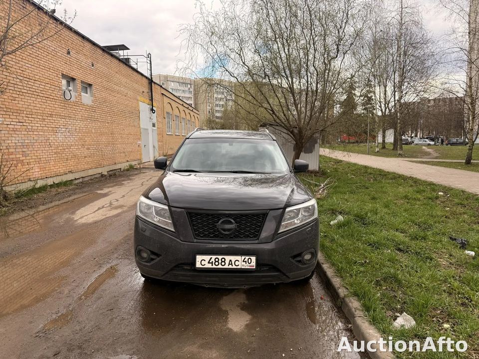 Nissan Pathfinder 2014 год