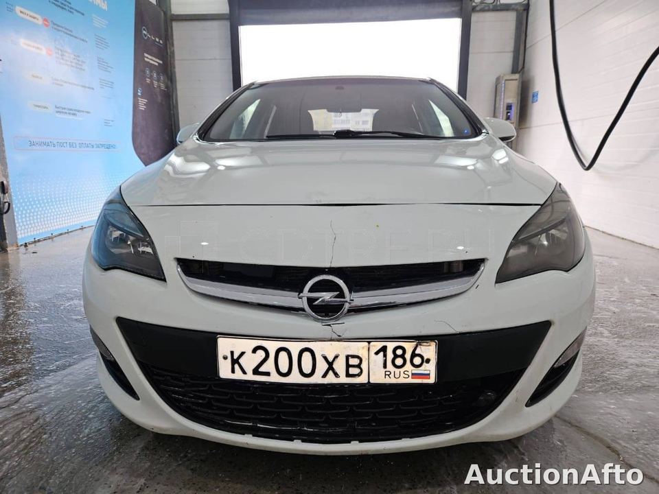 Opel Astra 2013