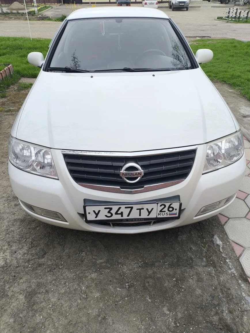 Nissan Almera 2012 год