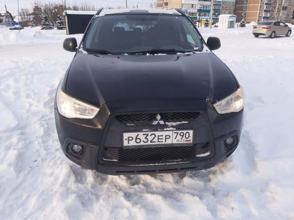 Mitsubishi ASX 2010 год