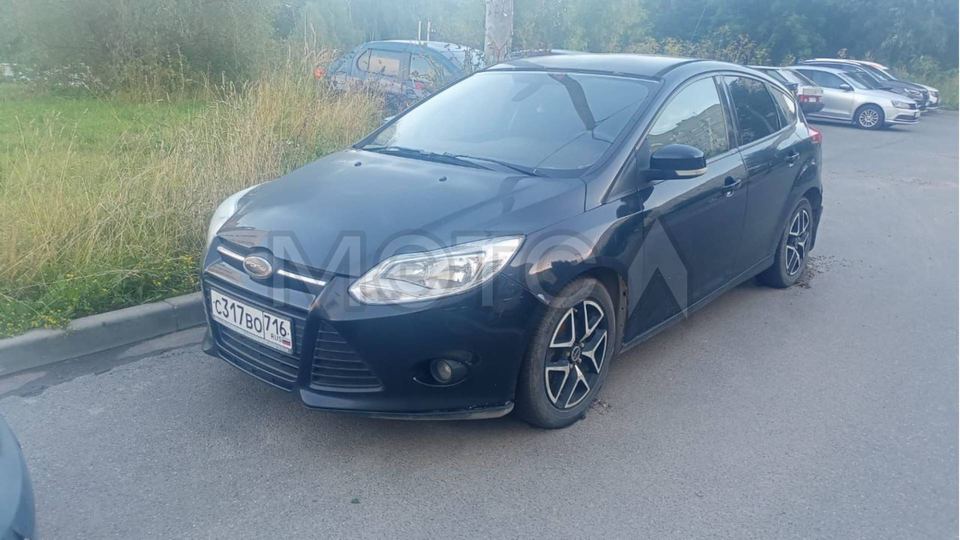 Ford Focus 2012 год