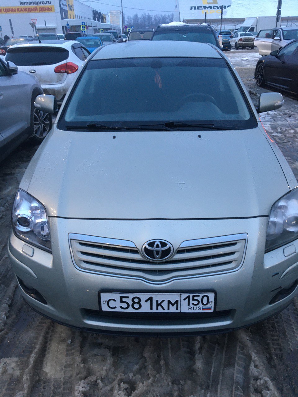 Toyota Avensis 2007 год