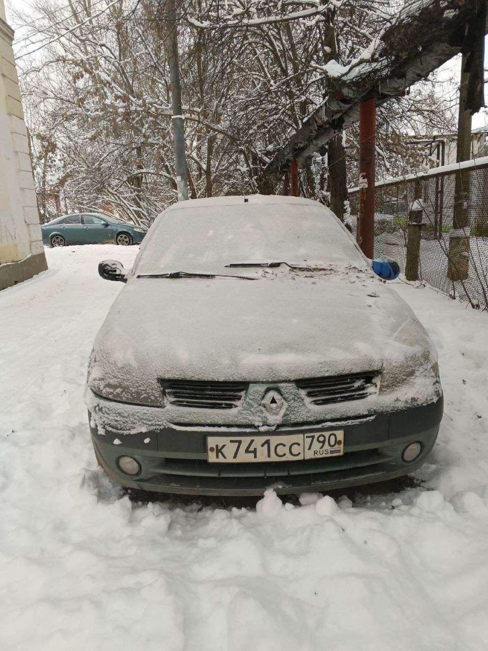 Renault Symbol 2006 год
