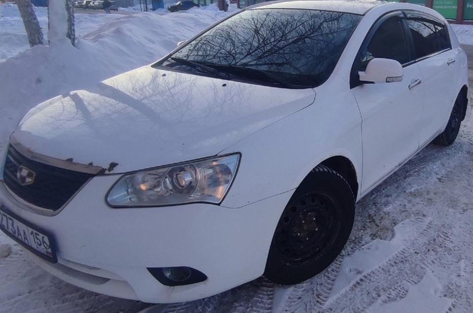 Geely Emgrand 2013 год