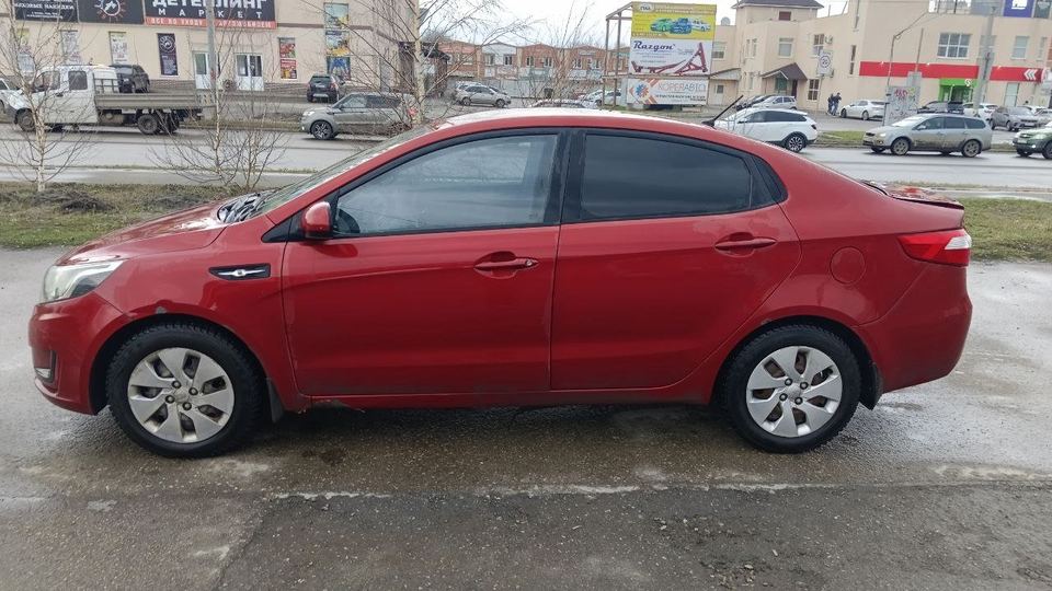 Kia Rio 2013 год
