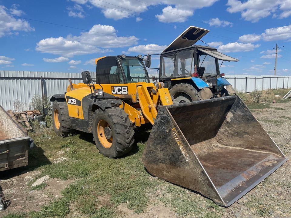 Погрузчик JCB 2020 год