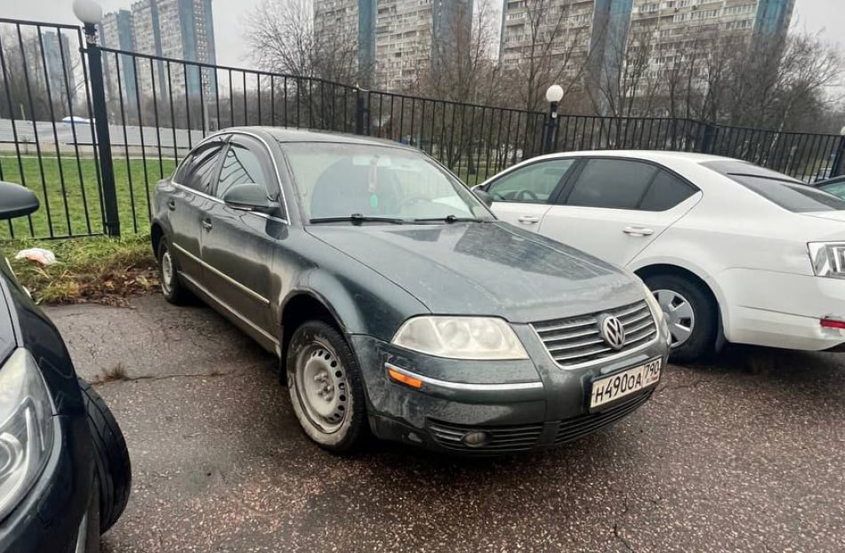 Volkswagen Passat 2004 год