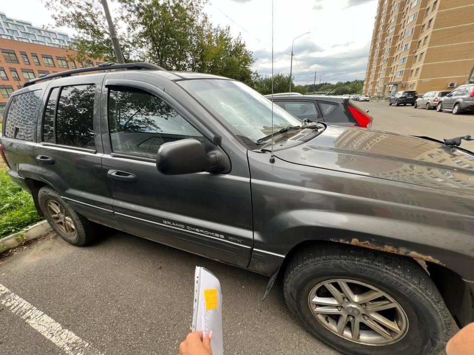 Jeep Grand Cherokee 2003 год
