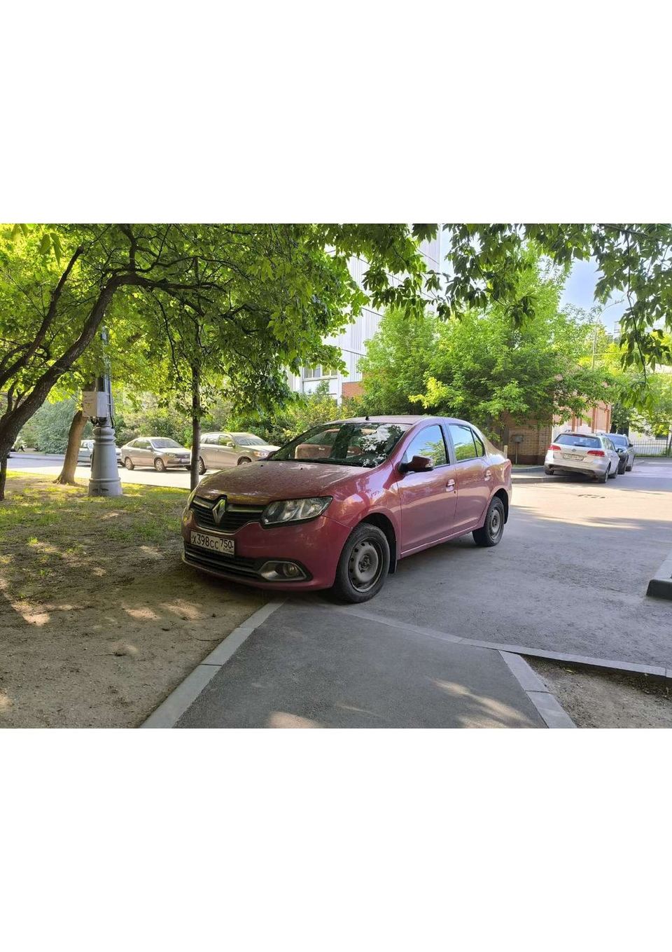 Renault Logan 2018 год