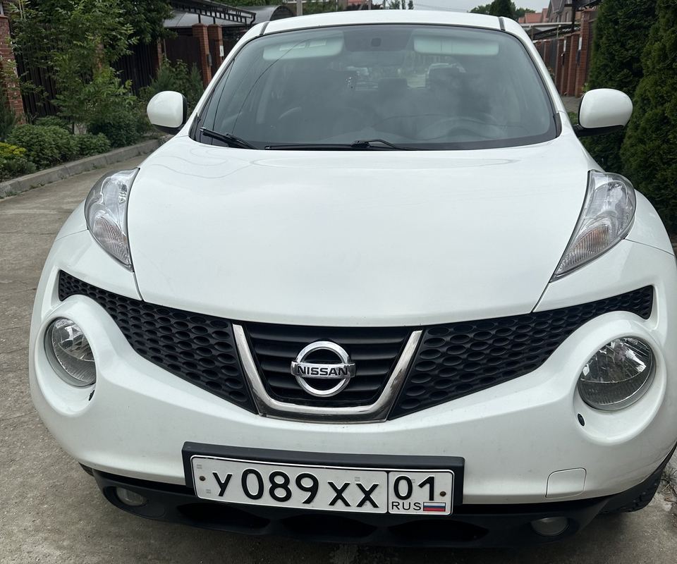 Nissan Juke 2011 год