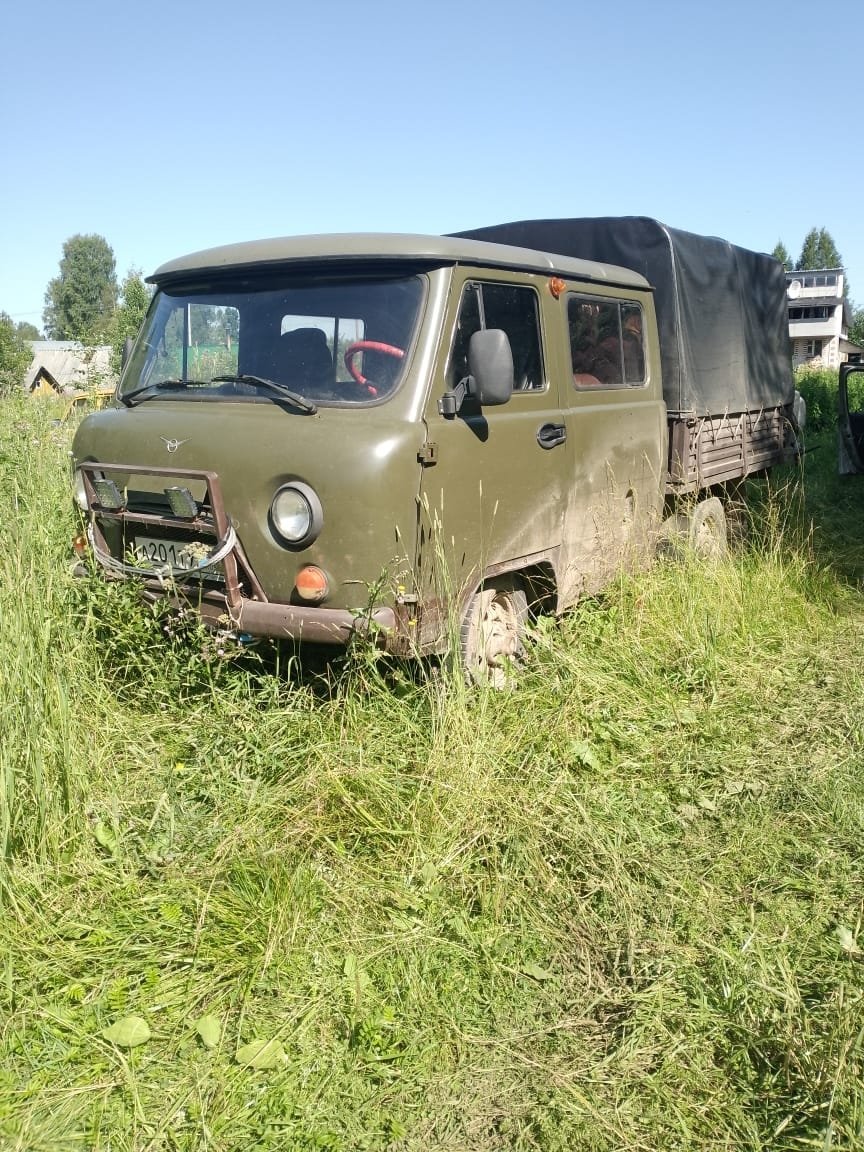 УАЗ 390945 2013 год