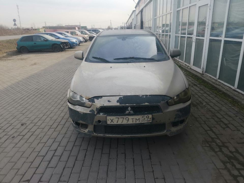 Mitsubishi LАNСЕR 1.8 2008 года
