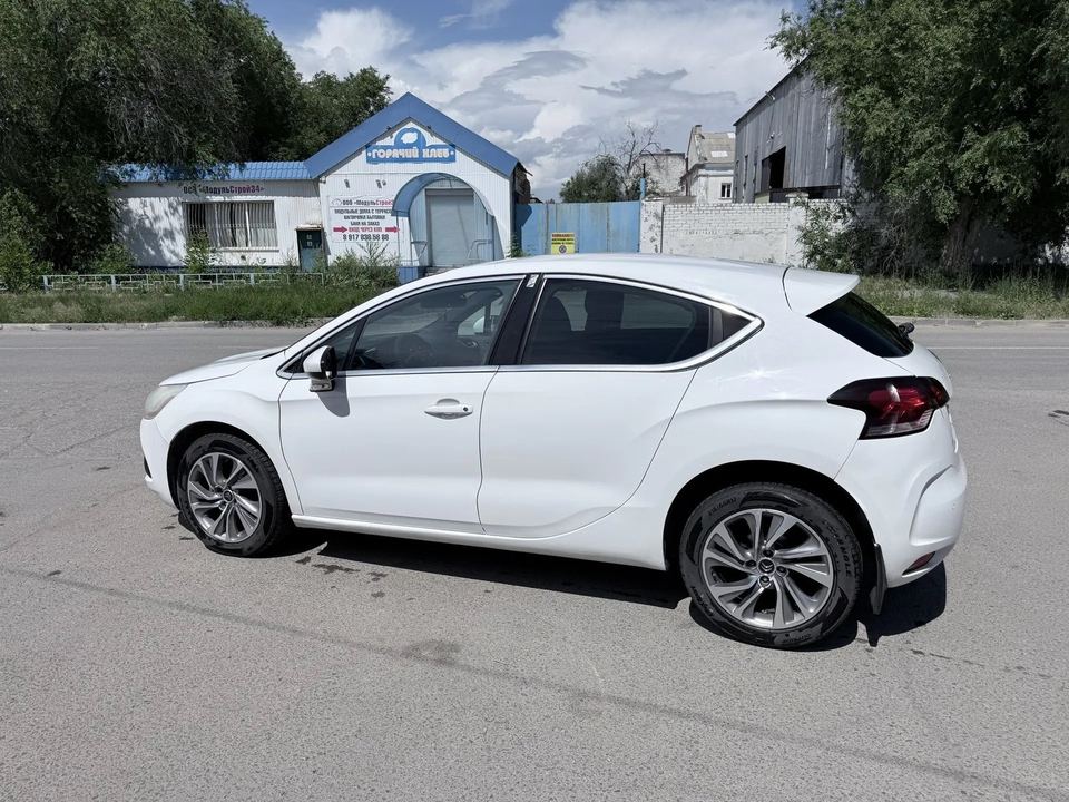 Citroen DS4 2014 год