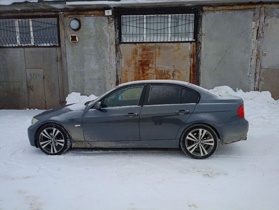 BMW 320I 2007 год