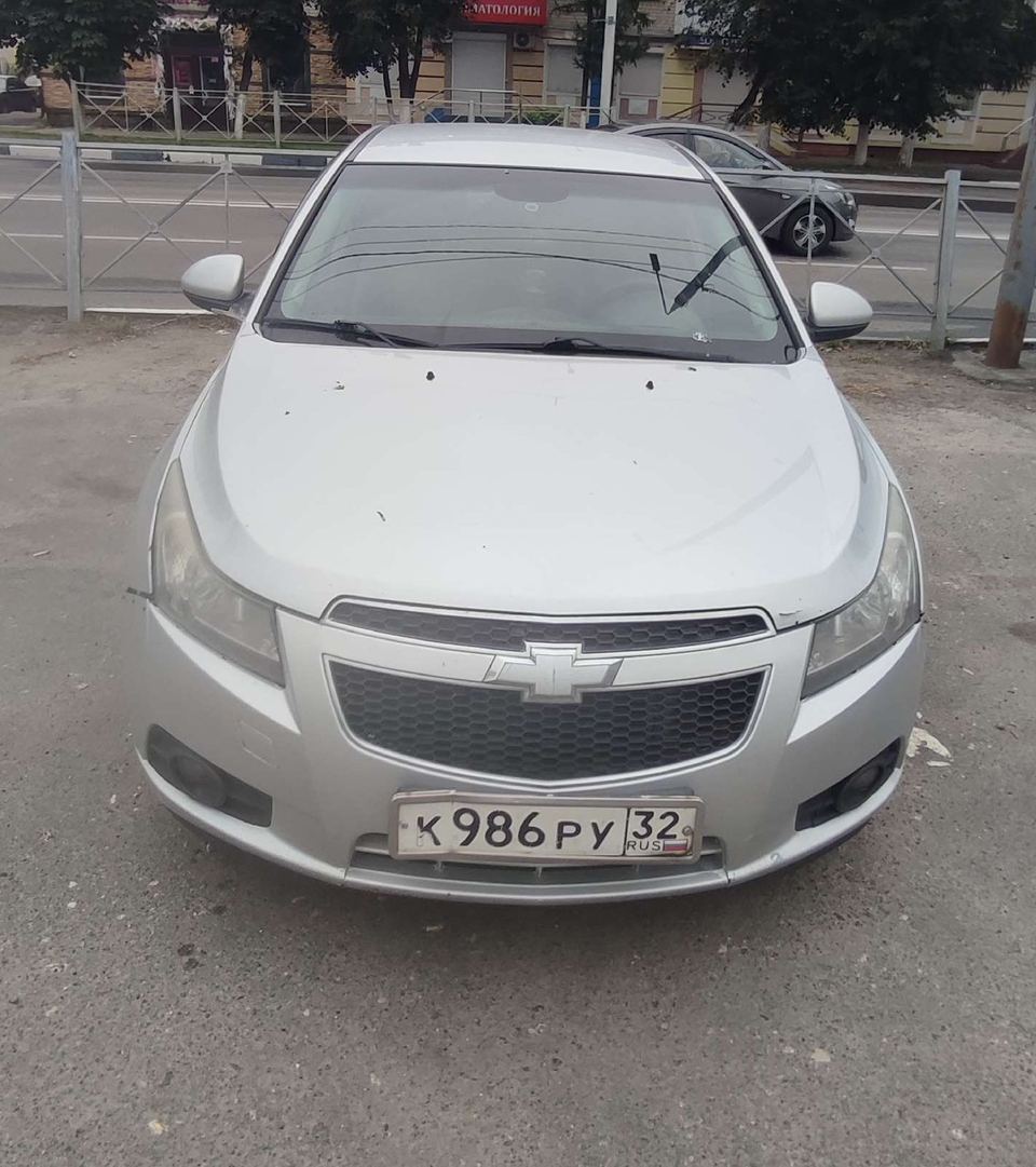 Chevrolet Cruze 2010 год