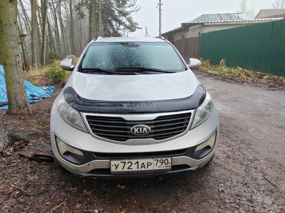 Kia Sportage 2011 год