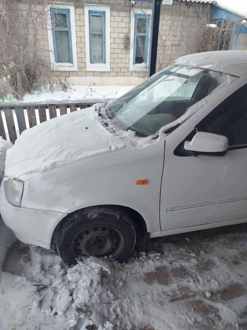 Lada Kalina 2012 год