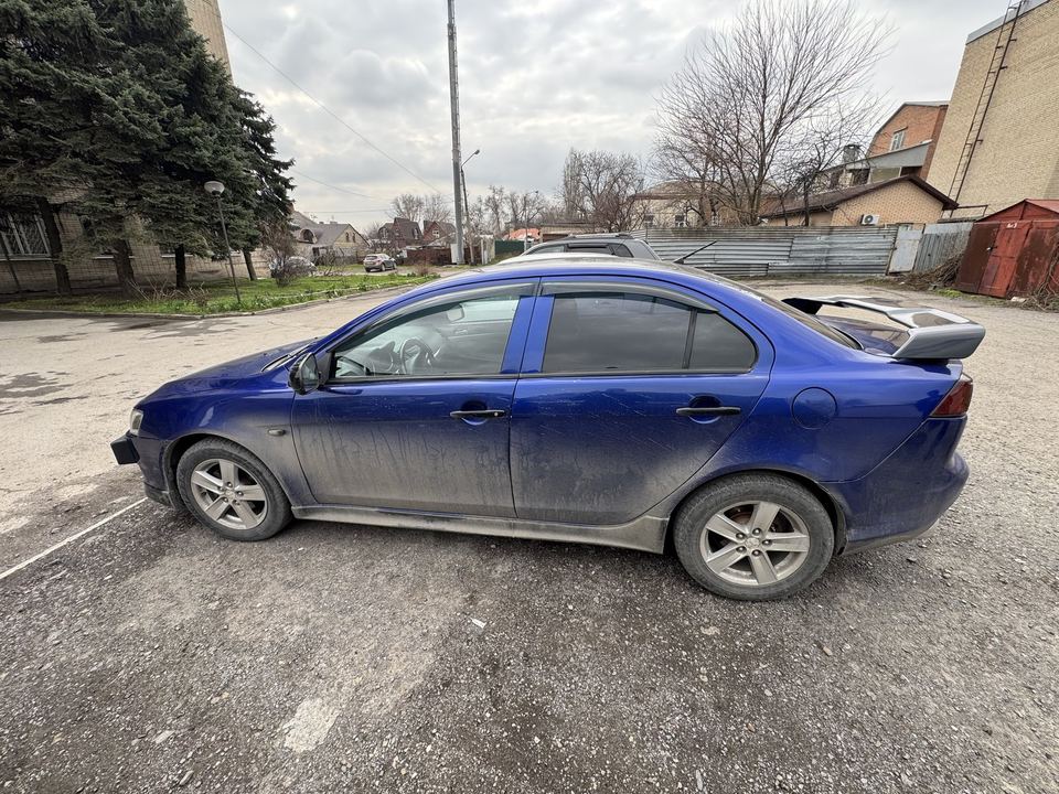 Mitsubishi Lancer 2007 год