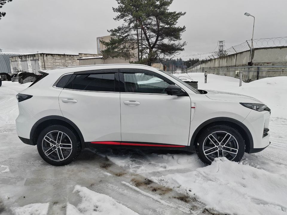 Changan UNI-S 2024 год