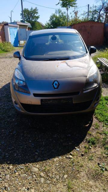 Renault Scenic 2009 год