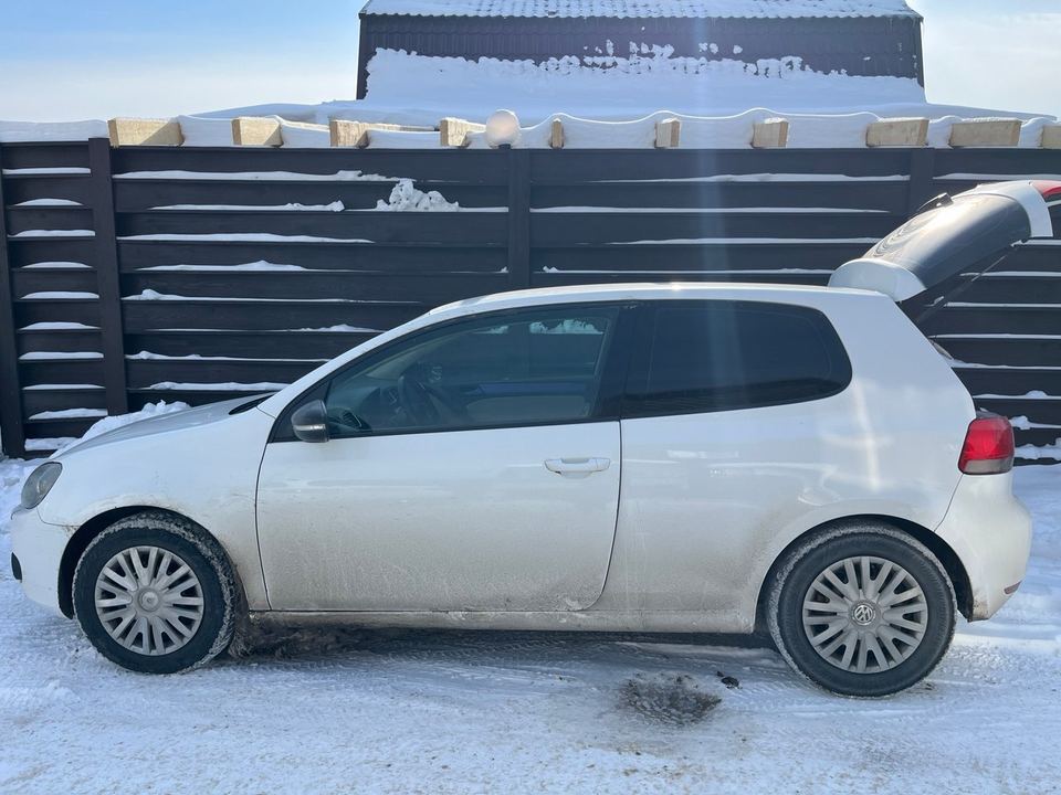 Volkswagen Golf 2011 год