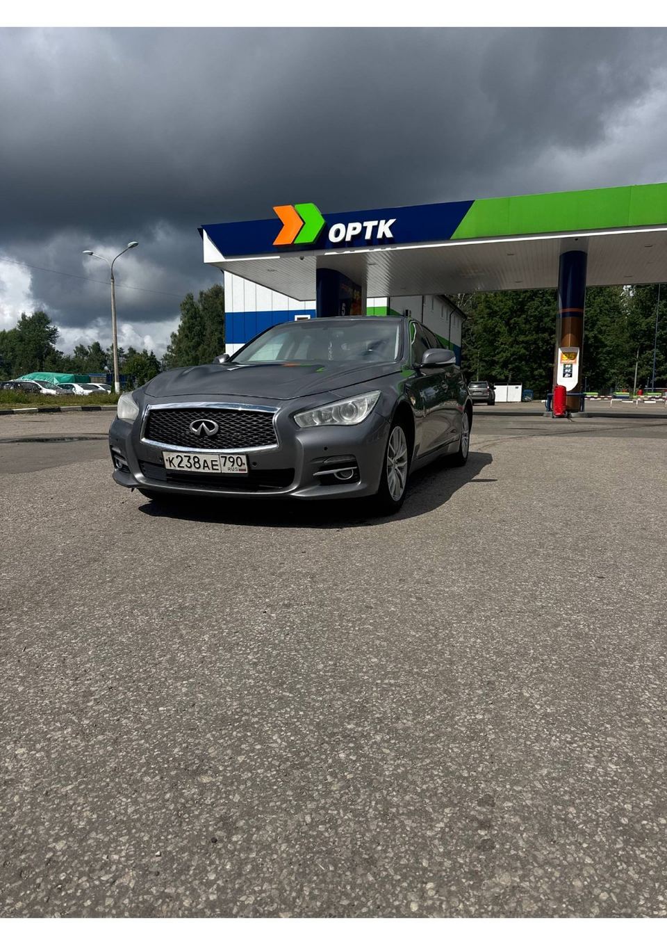 Infiniti Q50 2014 год