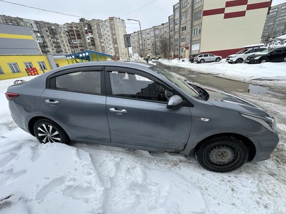 Kia Rio 2017 год