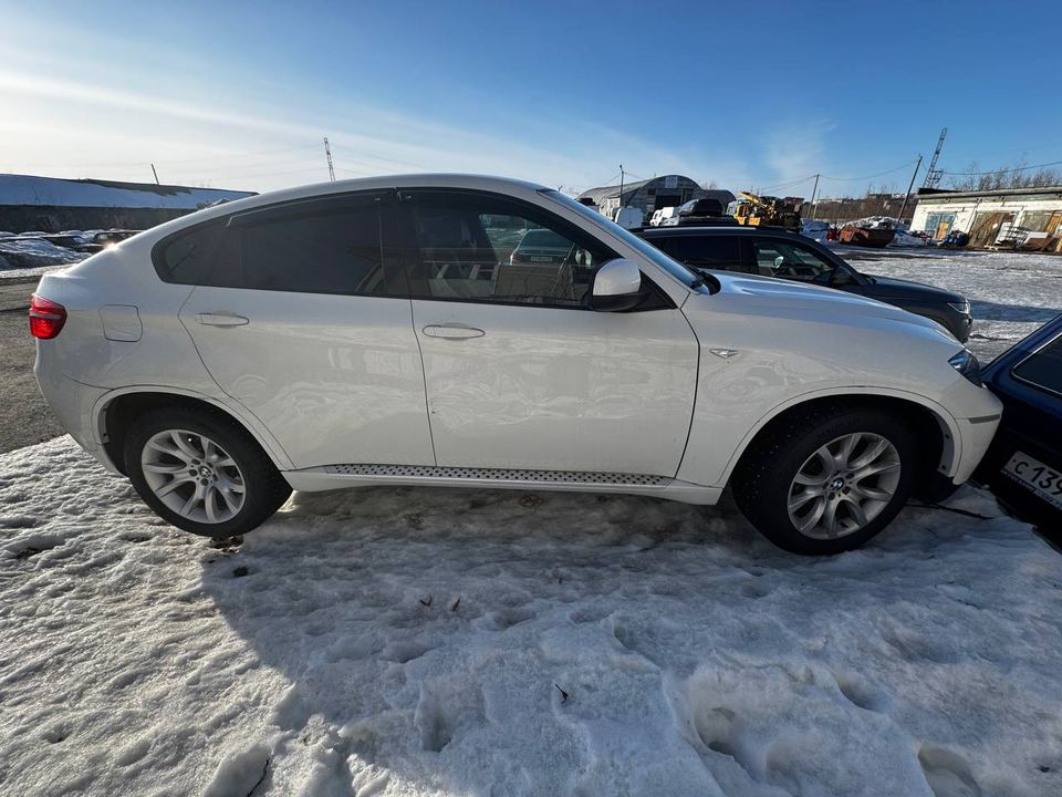 BMW X6 2009 год