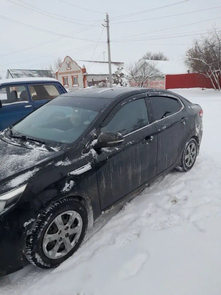 Kia Rio 2015 год
