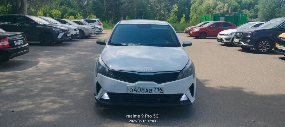 Kia Rio 2021 год