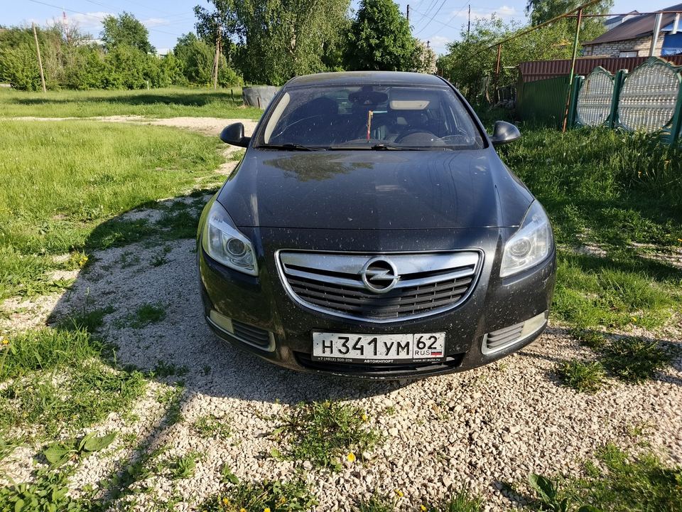 Opel INSIGNIA 2013 год
