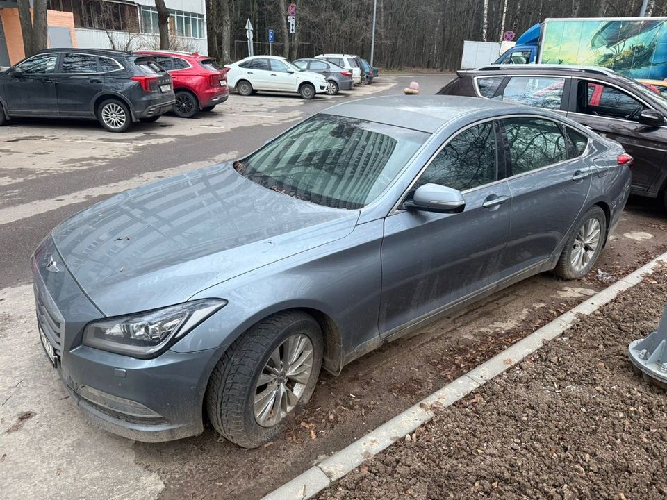 Hyundai Genesis 2014 год