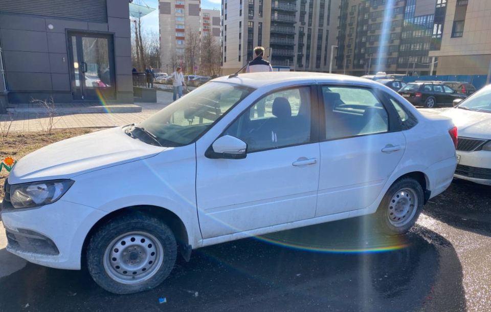 Lada Granta 2024 год
