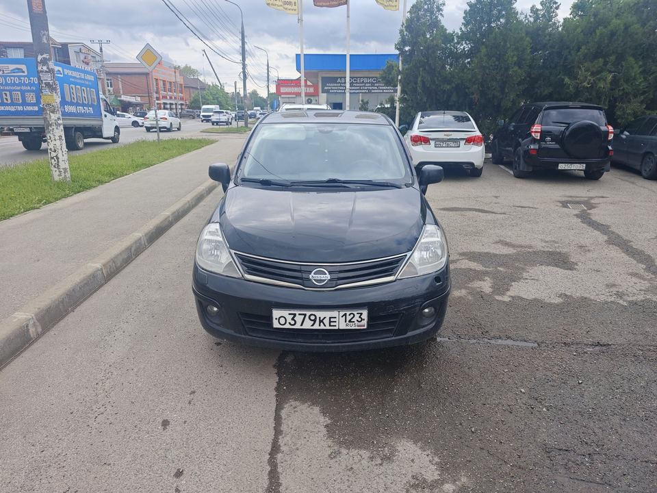 Nissan Tiida 2007 год